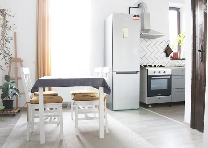 Apartment Historical Retreat 1906